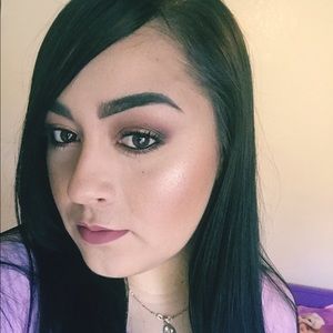 Meet your Posher, Janet